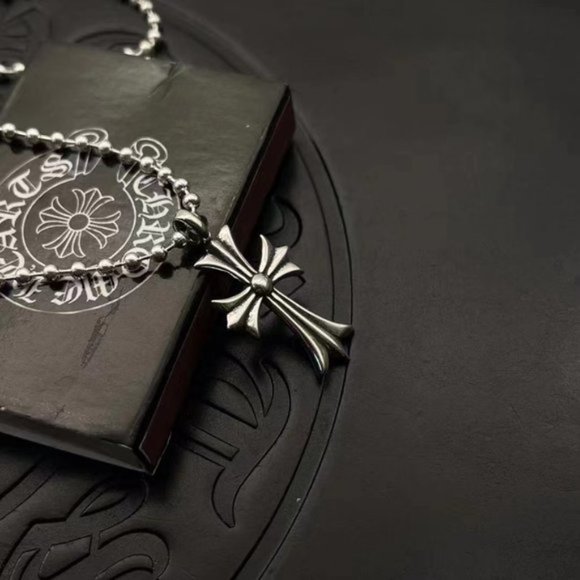 Authentic Chrome Hearts Large Cross Pendant Sterling Silver - Picture 4 of 5